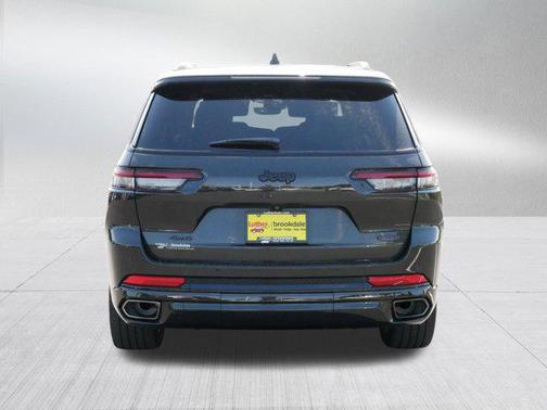 2023 Jeep Grand Cherokee L Summit Reserve