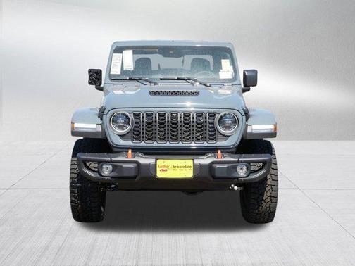 2025 Jeep Gladiator Mojave X