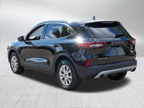Agate Black Metallic 2023 Ford Escape Active