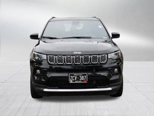 Diamond Black Crystal Pearlcoat 2024 Jeep Compass Limited