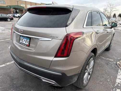 2023 Cadillac XT5 Premium Luxury