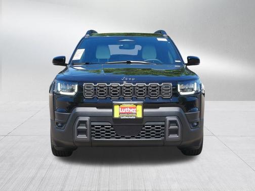Diamond Black Crystal Pearlcoat 2026 Jeep Cherokee Limited