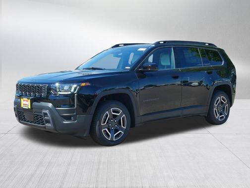 Diamond Black Crystal Pearlcoat 2026 Jeep Cherokee Limited