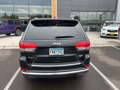 2021 Jeep Grand Cherokee Summit