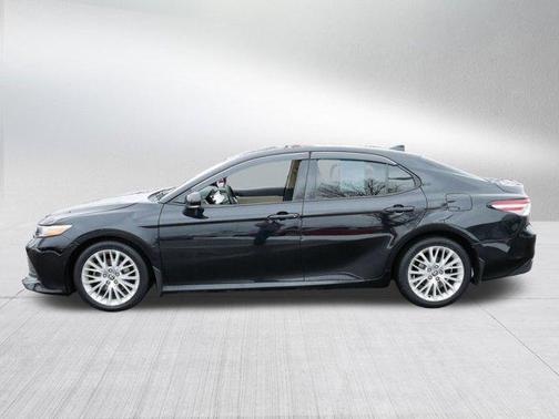 2020 Toyota Camry XLE