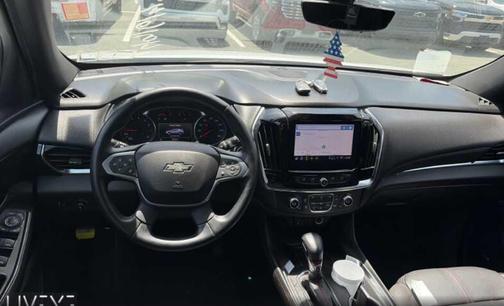 Summit White 2023 Chevrolet Traverse RS