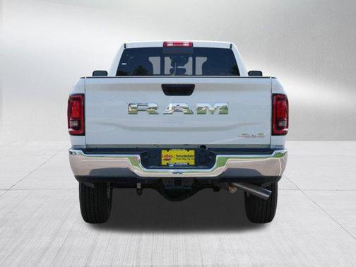 2025 RAM 3500 Tradesman Crew Cab 4x4 8' Box