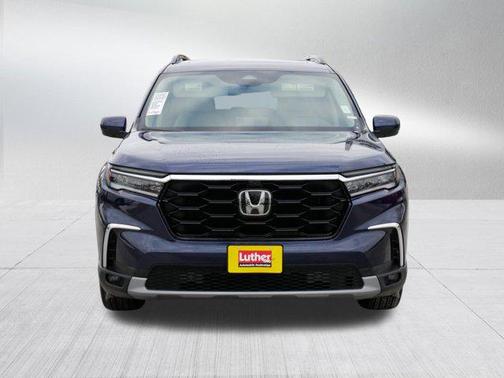 2023 Honda Pilot AWD Elite