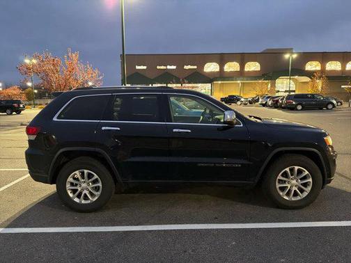 2021 Jeep Grand Cherokee Laredo