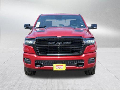 Molten Red Pearlcoat 2026 RAM 1500 Laramie