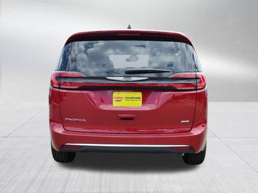 2025 Chrysler Pacifica L