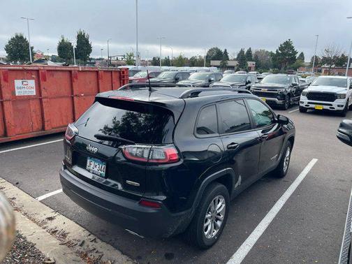 2022 Jeep Cherokee Latitude Lux
