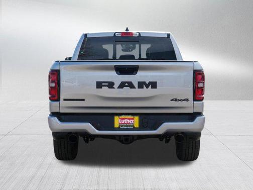 Billet Silver Metallic Clearcoat 2026 RAM 1500 Big Horn/Lone Star