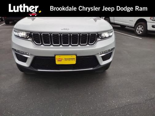Silver Zynith 2025 Jeep Grand Cherokee Limited