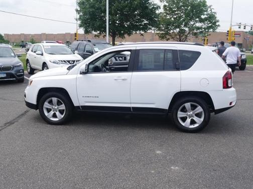Bright White Clearcoat 2015 Jeep Compass Latitude