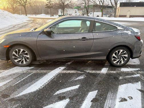 2016 Honda Civic LX-P