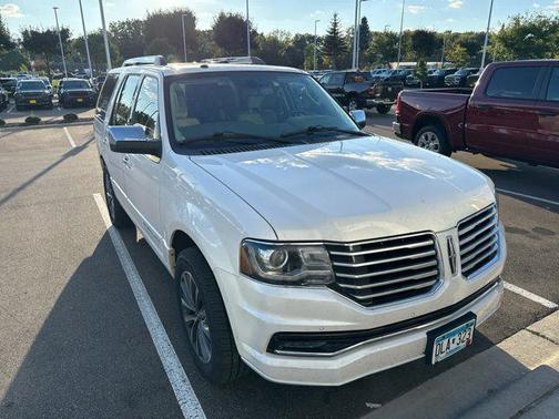 2016 Lincoln Navigator Select