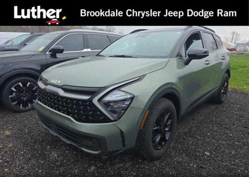 Jungle Green/Ebony Black Roof 2023 Kia Sportage S