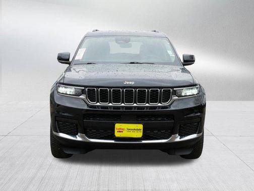 2022 Jeep Grand Cherokee L Laredo