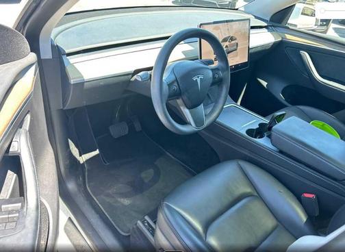 Pearl White Multi-Coat 2023 Tesla Model Y Long Range Dual Motor All-Wheel Drive