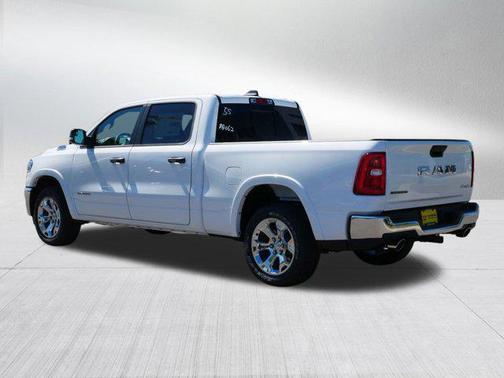 Bright White Clearcoat 2026 RAM 1500 Big Horn/Lone Star