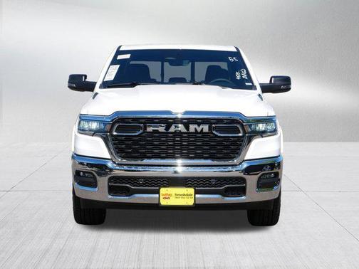 Bright White Clearcoat 2026 RAM 1500 Big Horn/Lone Star