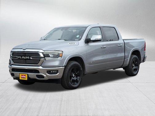 Billet Silver Metallic Clearcoat 2022 RAM 1500 Laramie