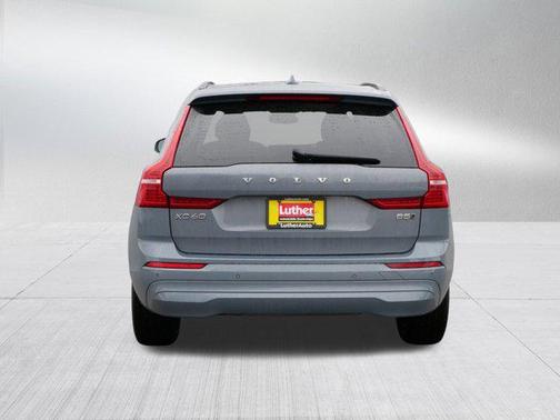 2023 Volvo XC60 B5 Core