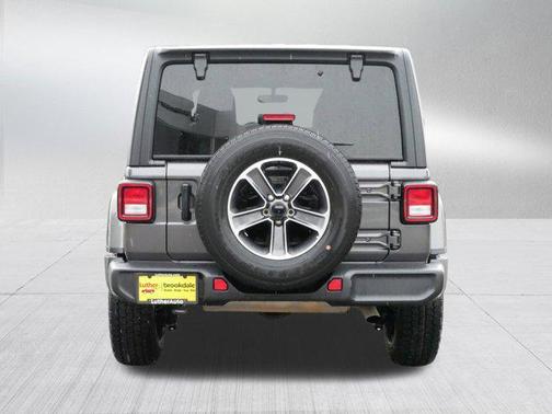2023 Jeep Wrangler 4-Door Sahara 4x4