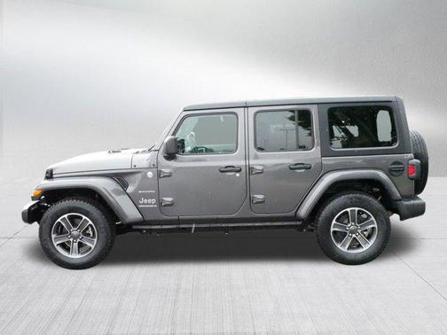 2023 Jeep Wrangler 4-Door Sahara 4x4