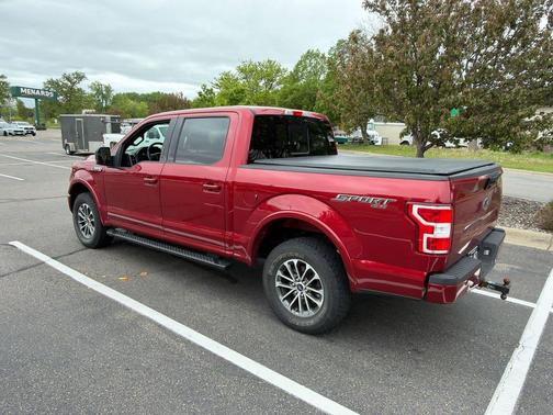 Ruby Red Metallic Tinted Clearcoat 2019 Ford F-150 XLT