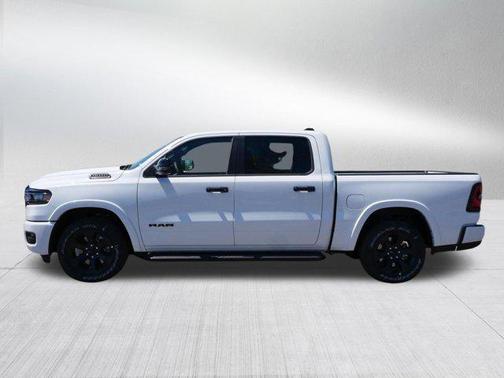 Bright White Clearcoat 2026 RAM 1500 Big Horn/Lone Star