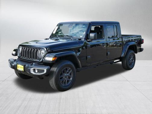 Black Clearcoat 2024 Jeep Gladiator Sport S