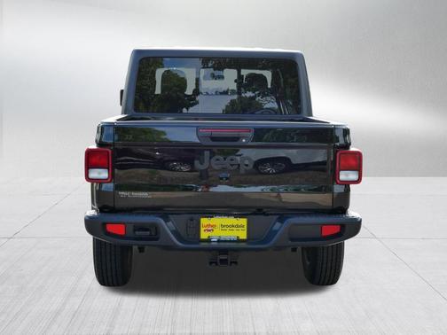 Black Clearcoat 2024 Jeep Gladiator Sport S