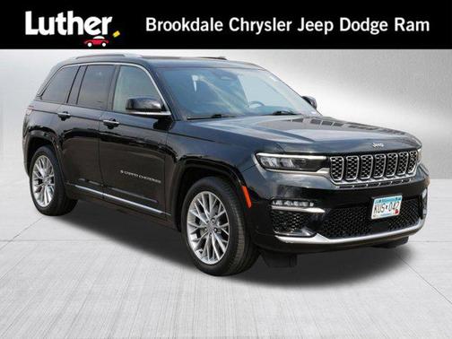 2023 Jeep Grand Cherokee Summit