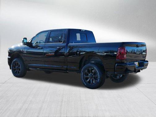 2026 RAM 2500 Laramie Crew Cab 4x4 6'4' Box