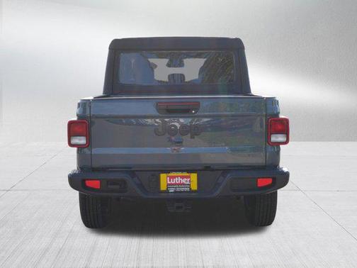 Anvil Clearcoat 2025 Jeep Gladiator Sport S