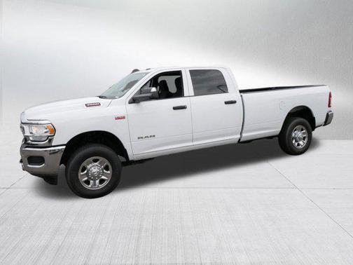 2020 RAM 3500 Tradesman Crew Cab 4x4 8' Box