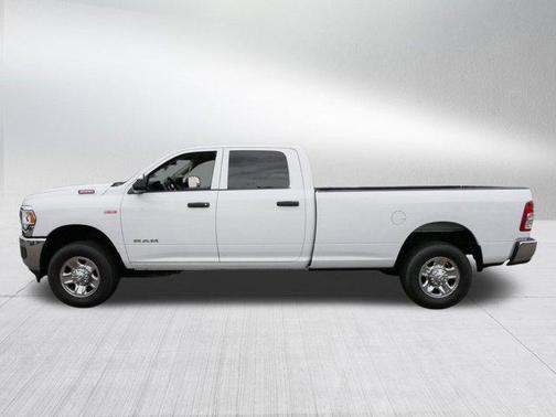 2020 RAM 3500 Tradesman Crew Cab 4x4 8' Box