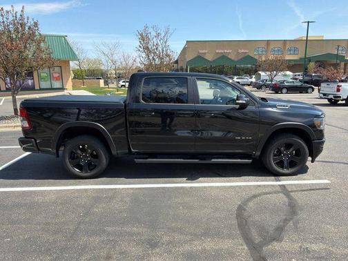 Diamond Black Crystal Pearlcoat 2021 RAM 1500 Big Horn/Lone Star