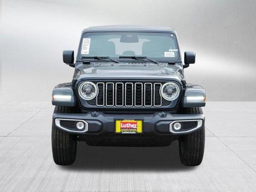 black clearcoat 2026 Jeep Wrangler 4-Door Sahara 4x4