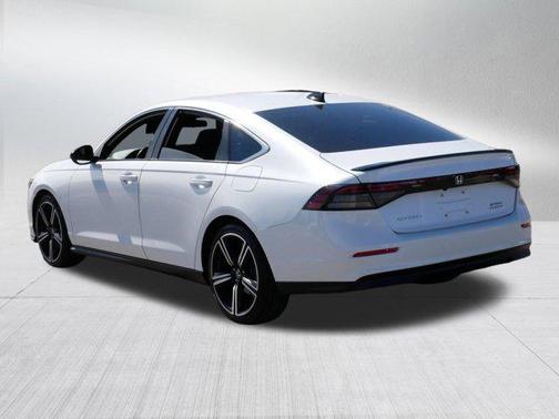 Platinum White Pearl 2023 Honda Accord Hybrid Sport