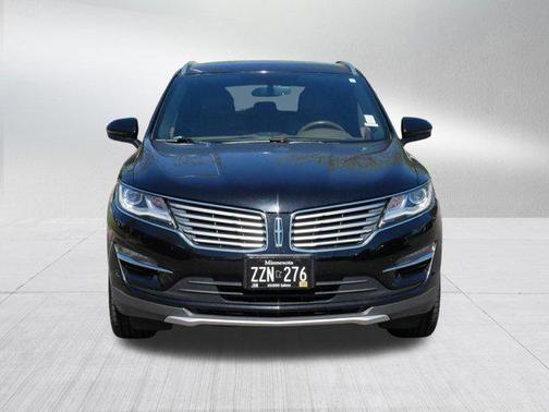 Diamond Black Metallic 2017 Lincoln MKC Reserve