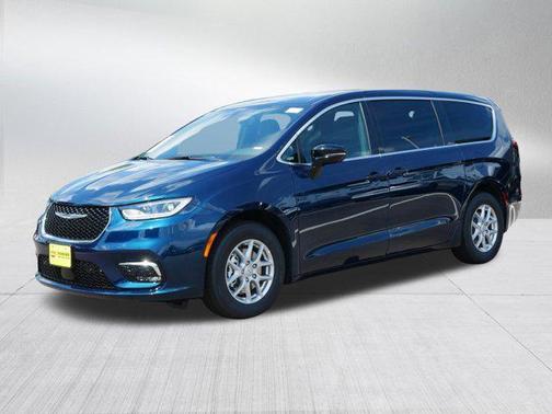 2025 Chrysler Pacifica L