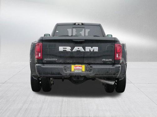 2026 RAM 3500 Laramie Crew Cab 4x4 8' Box