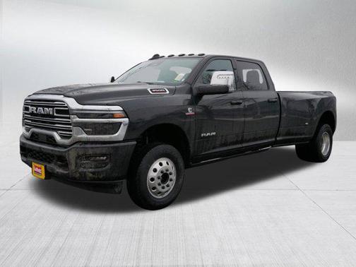 2026 RAM 3500 Laramie Crew Cab 4x4 8' Box