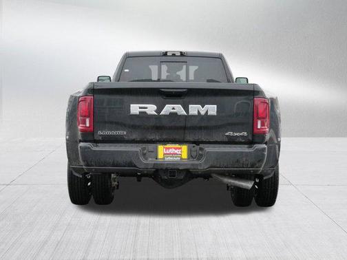 2026 RAM 3500 Laramie Crew Cab 4x4 8' Box