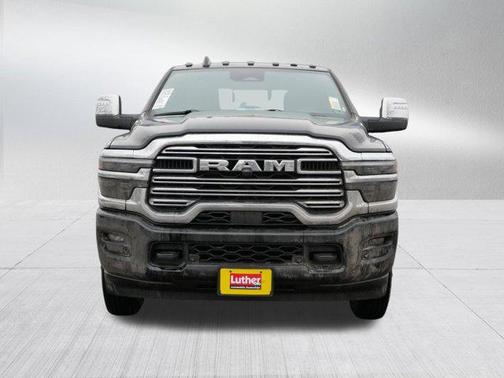 2026 RAM 3500 Laramie Crew Cab 4x4 8' Box