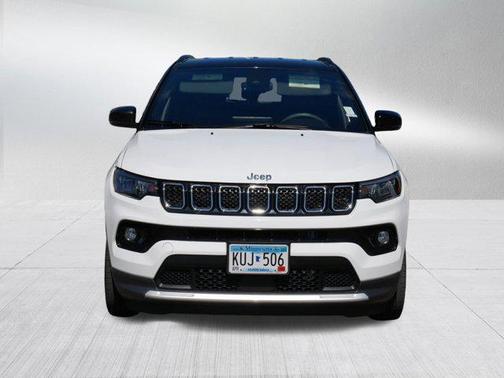 Bright White Clearcoat 2023 Jeep Compass Limited