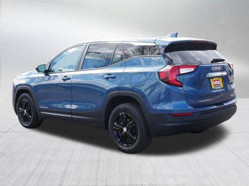 Downpour Metallic 2024 GMC Terrain SLE